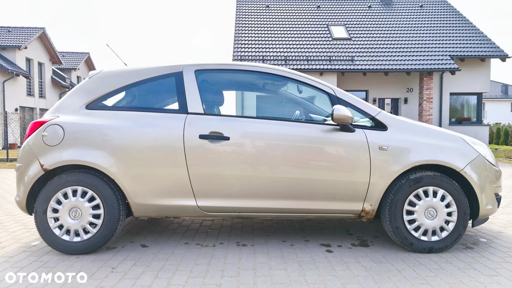 Opel Corsa 1.2 16V Enjoy - 8