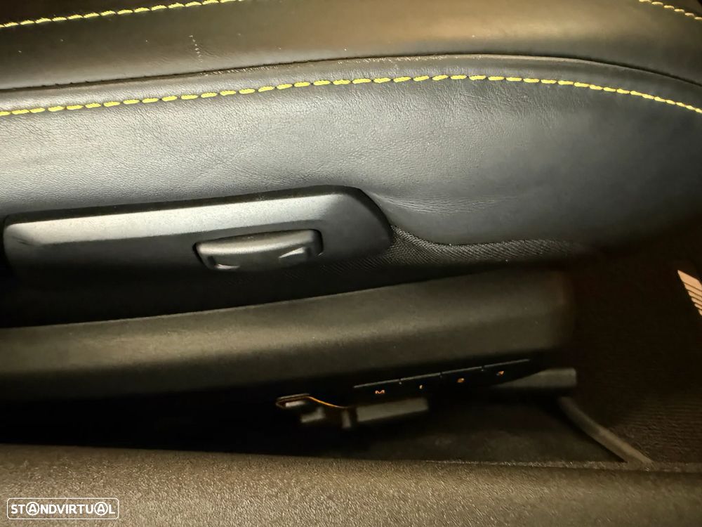 Mercedes-Benz AMG GT R - 41