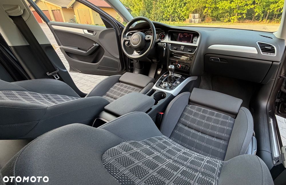 Audi A4 Avant 1.8 TFSI Attraction - 23