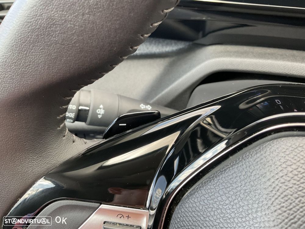 Peugeot 408 1.2 PureTech Allure EAT8 - 20