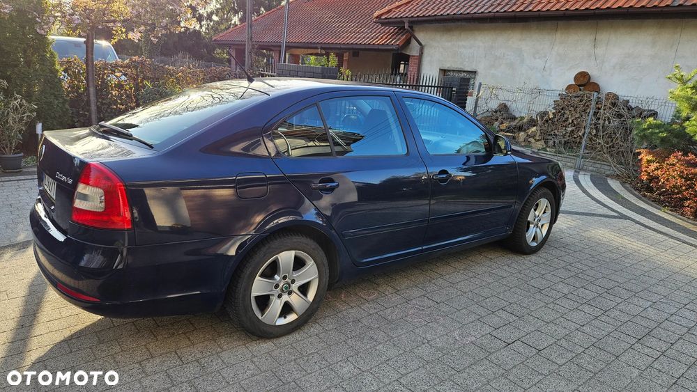 Skoda Octavia 2.0 TDI Elegance DSG - 6