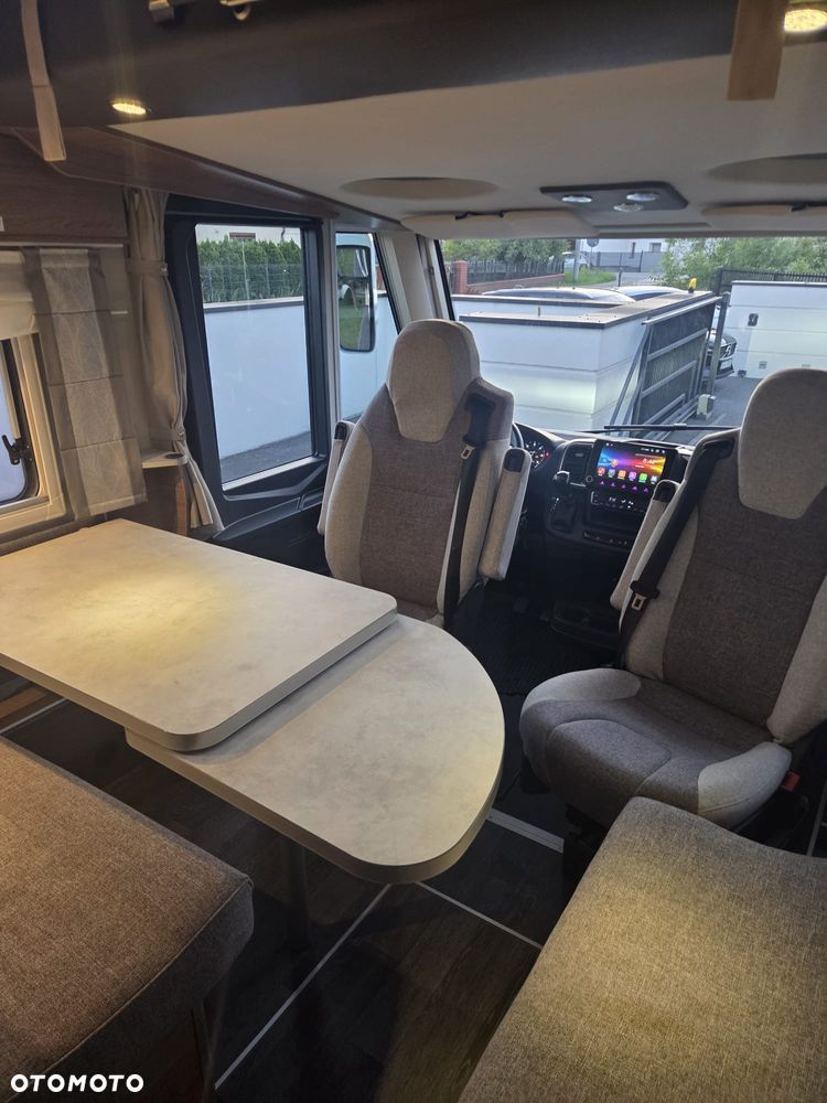 KNAUS Kamper Knaus LIVE 700 Meg AUTOMAT 2024 - 27