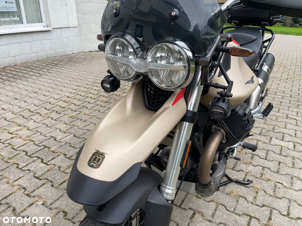 Moto Guzzi V85 - 21