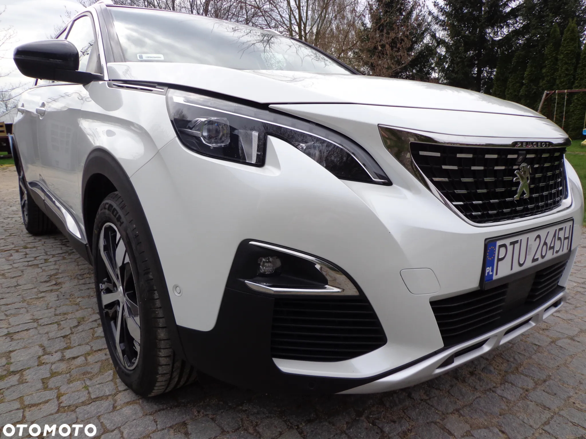 Peugeot 5008 1.6 BlueHDI Allure S&S EAT6 - 4