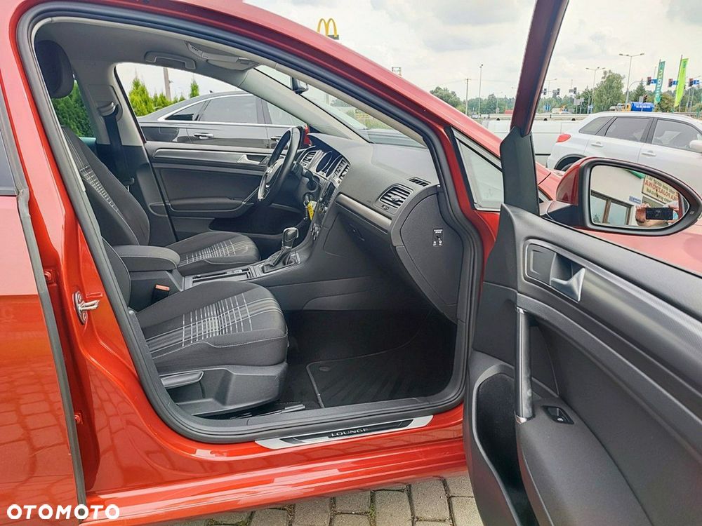 Volkswagen Golf 1.4 TSI BlueMotion Technology DSG Lounge - 9