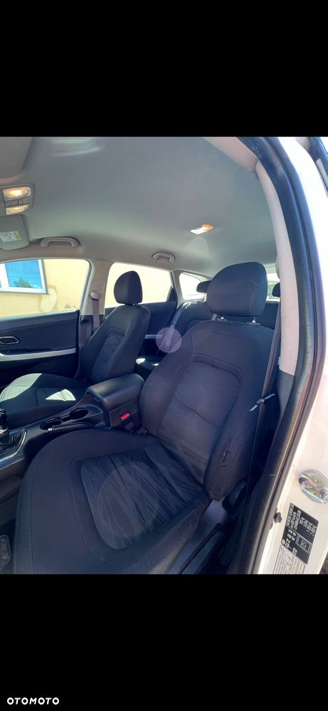 Kia Ceed 1.6 CRDi M - 8