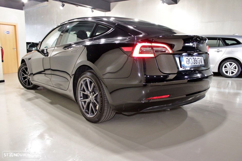 Tesla Model 3 Long Range Tração Traseira - 14