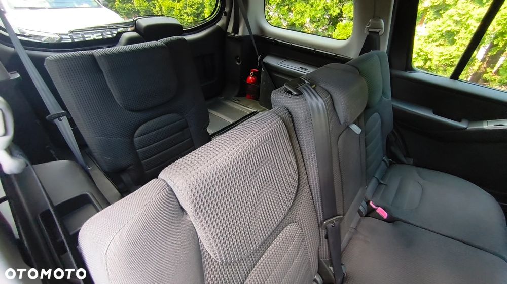 Nissan Pathfinder - 18