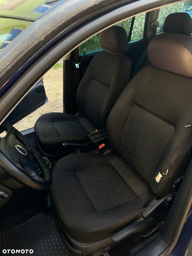 Volkswagen Golf 1.9 TDI Comfortline - 14