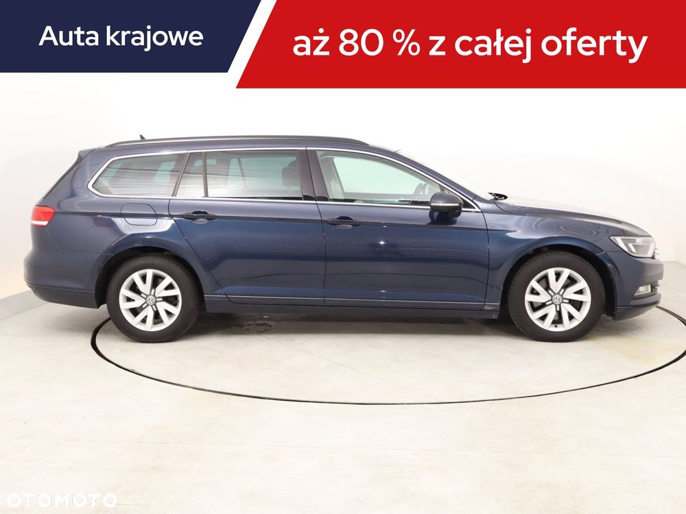 Volkswagen Passat Variant - 8
