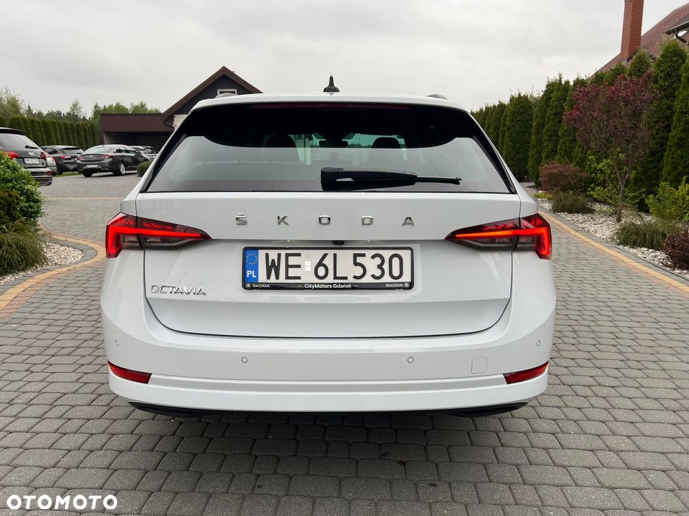Skoda Octavia 2.0 TDI Style DSG - 8