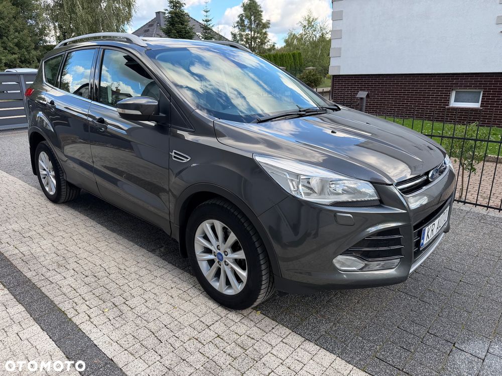 Ford Kuga 2.0 TDCi 2x4 Titanium - 22
