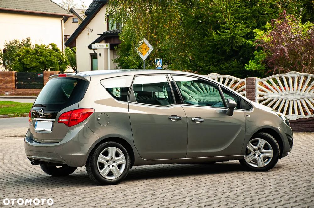 Opel Meriva 1.4 T Cosmo - 15