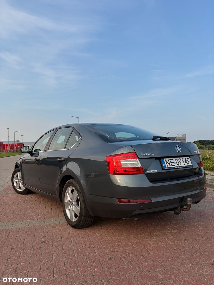 Skoda Octavia 1.4 TSI Ambition - 8