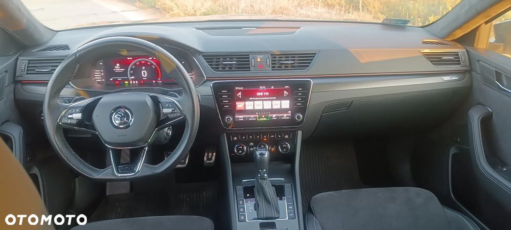 Skoda Superb 2.0 TSI Sportline DSG - 27