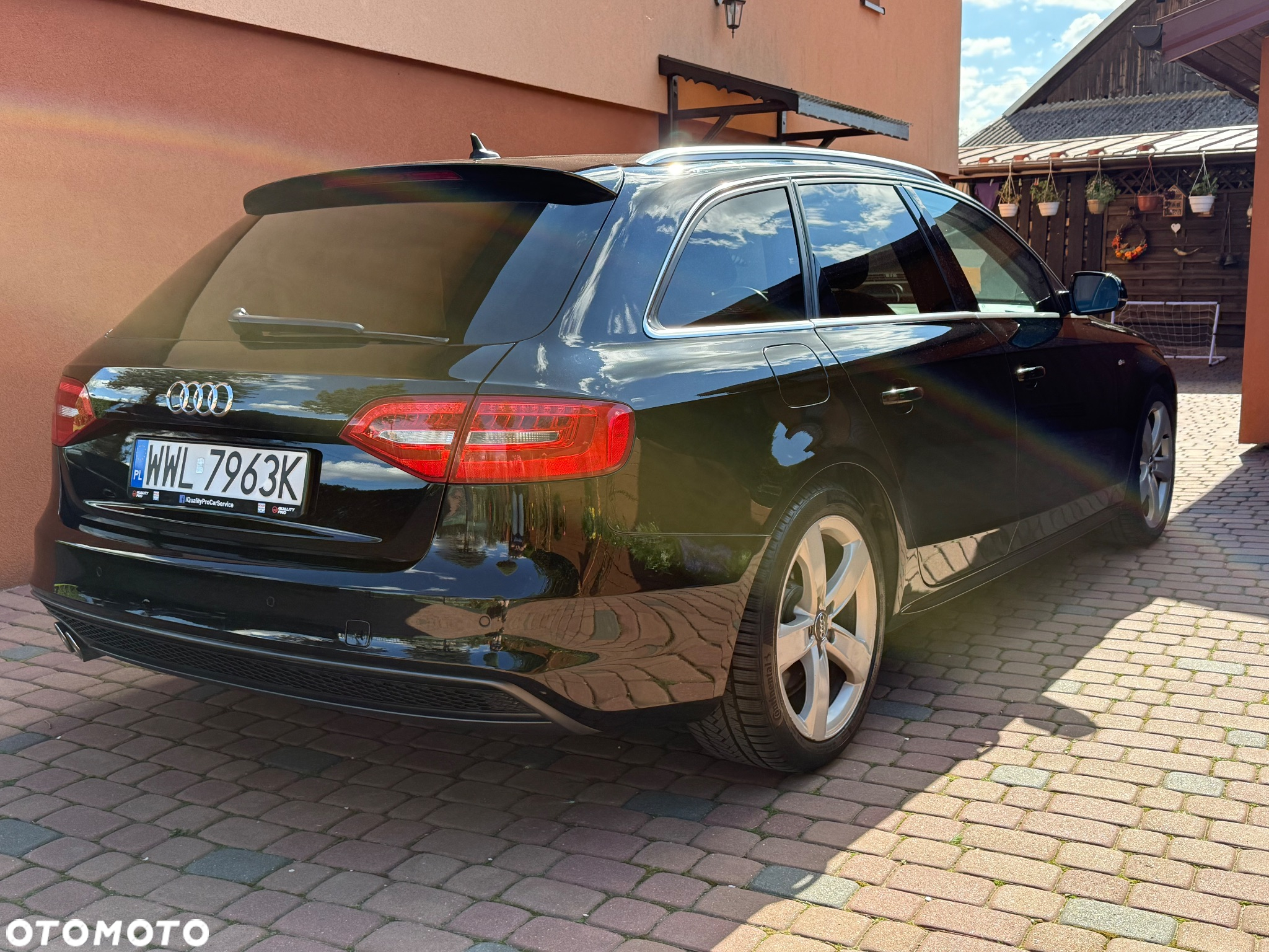 Audi A4 Avant 2.0 TDI DPF multitronic S line Sportpaket - 6