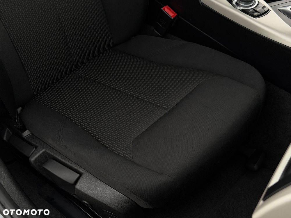 BMW Seria 1 118d - 20