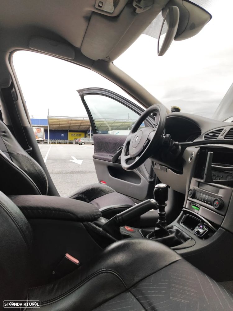 Renault Laguna Break 1.9 dCi Confort - 14