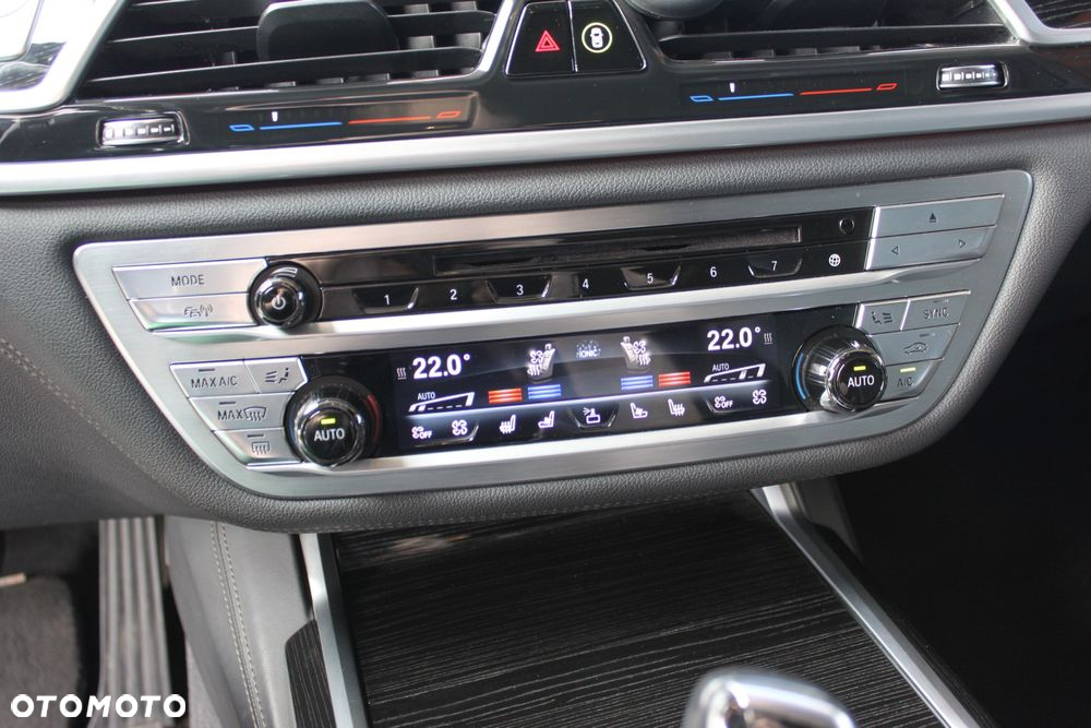 BMW Seria 7 730d xDrive - 31