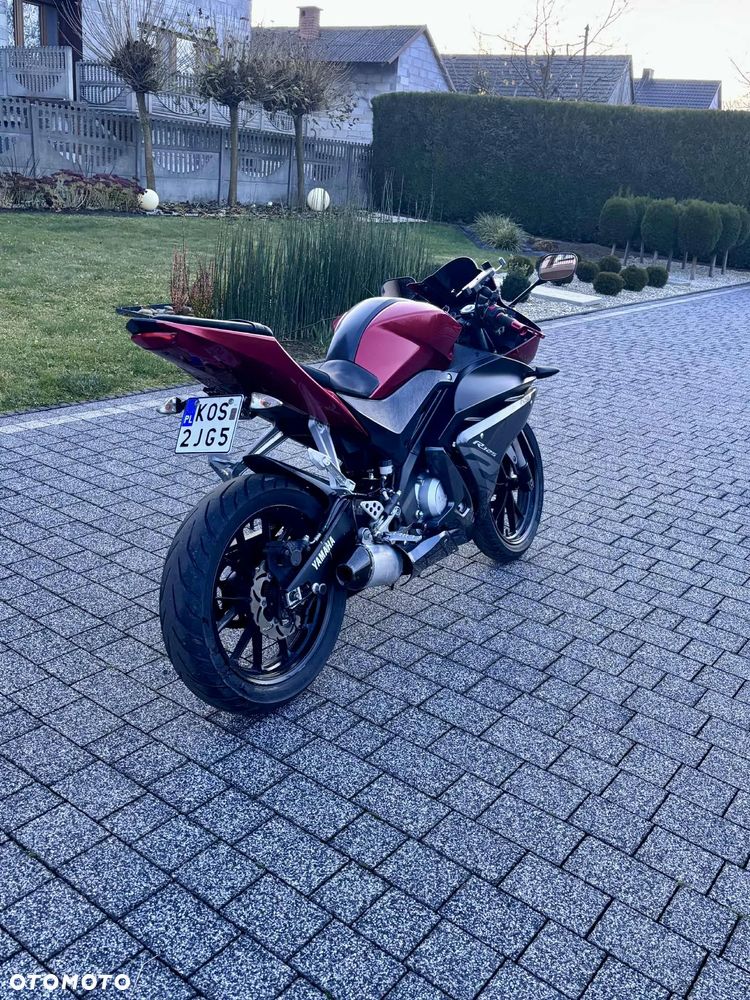 Yamaha YZF - 12