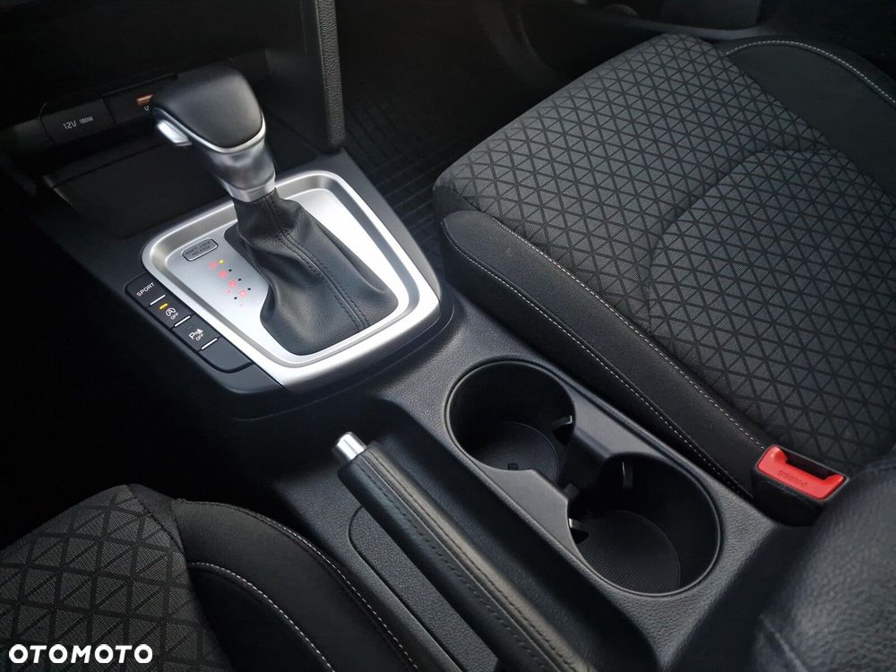 Kia XCeed 1.6 CRDi SCR L DCT - 14