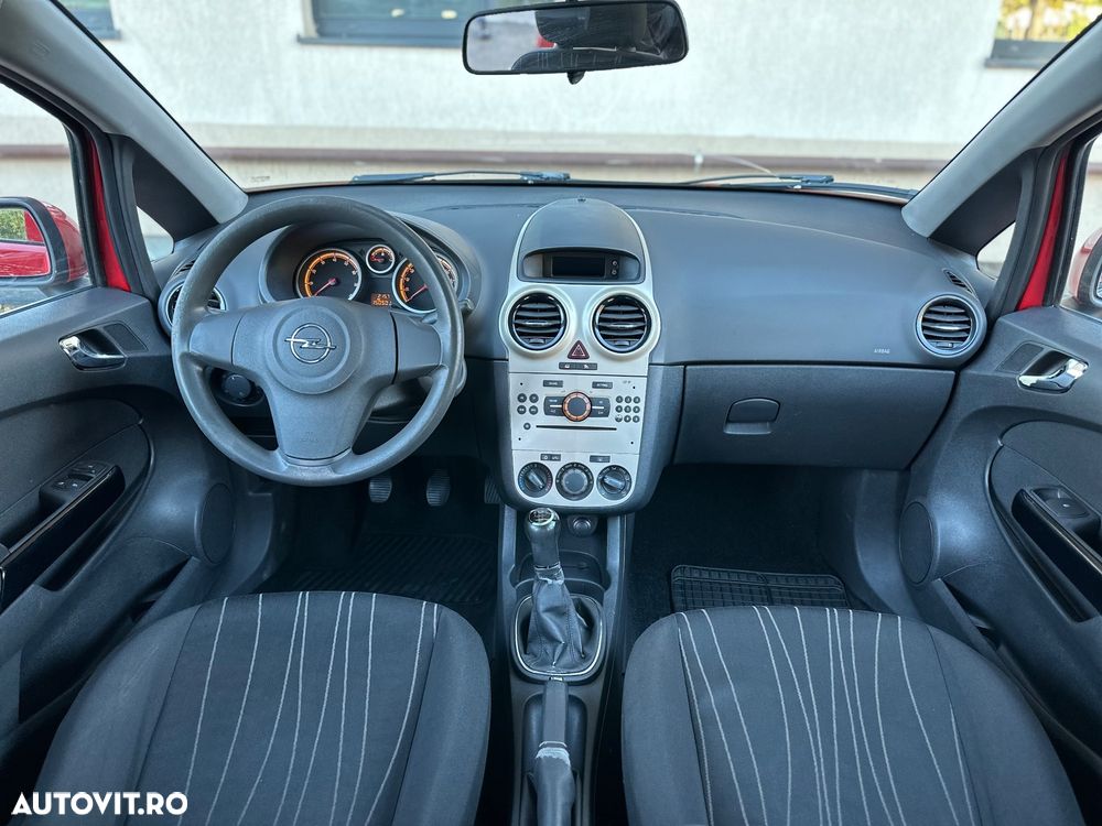 Opel Corsa 1.2i Cosmo - 6