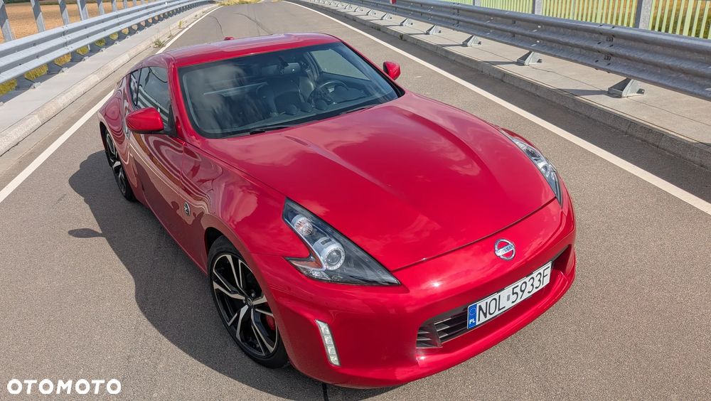 Nissan 370 Z - 1