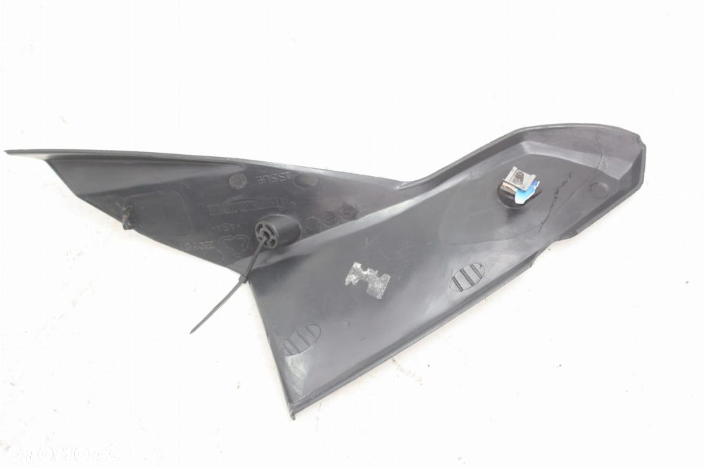 OWIEWKA OSŁONA PRAWA WYPEŁNIENIE Triumph Sprint ST 1050 - 2