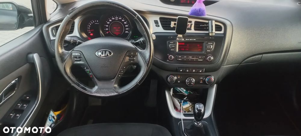 Kia Ceed 1.6 GDI S - 20