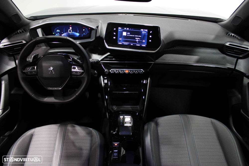 Peugeot 2008 1.5 BlueHDi Allure Pack EAT8 - 22