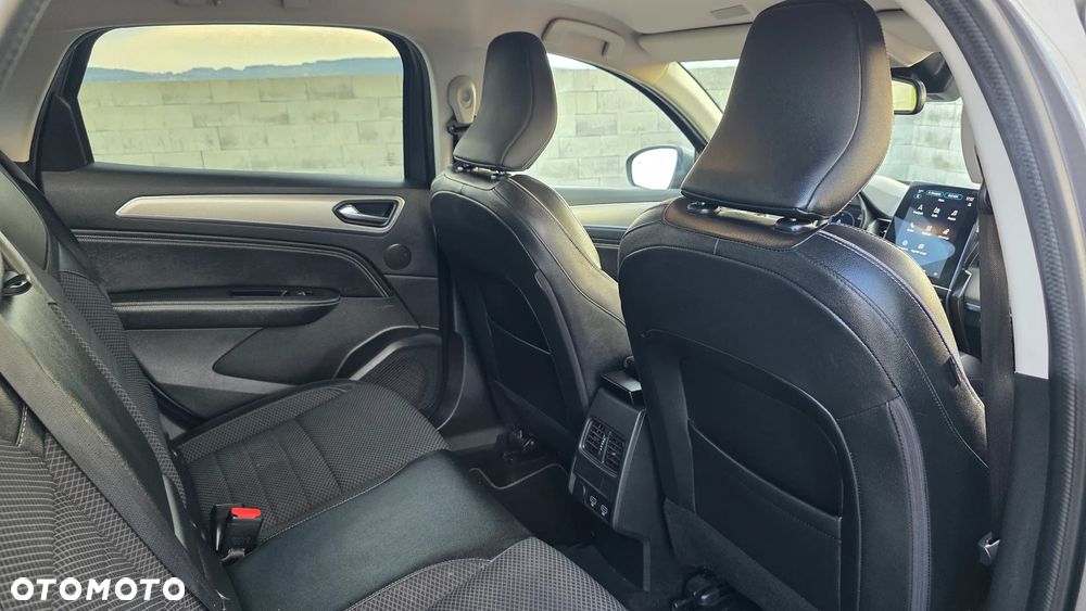 Renault Arkana E-TECH 145 INTENS - 13