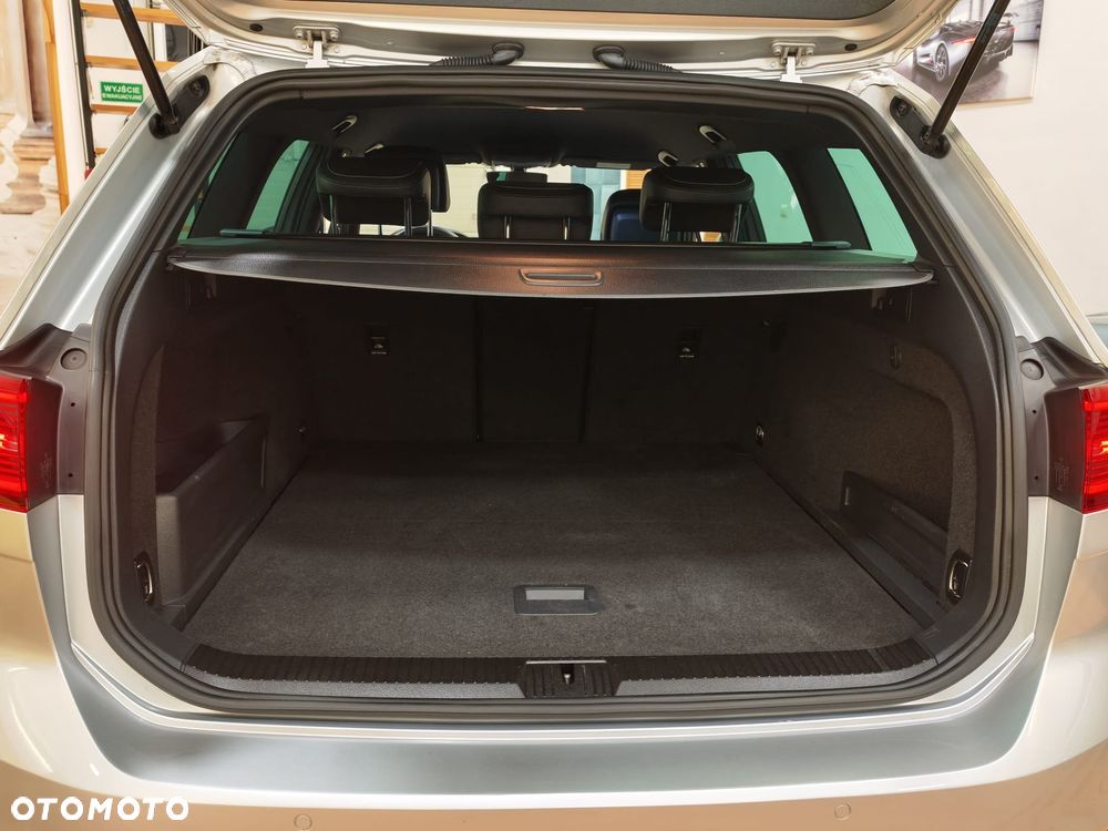 Volkswagen Passat 2.0 TDI Bi-Turbo BMT 4Mot Highline DSG - 36