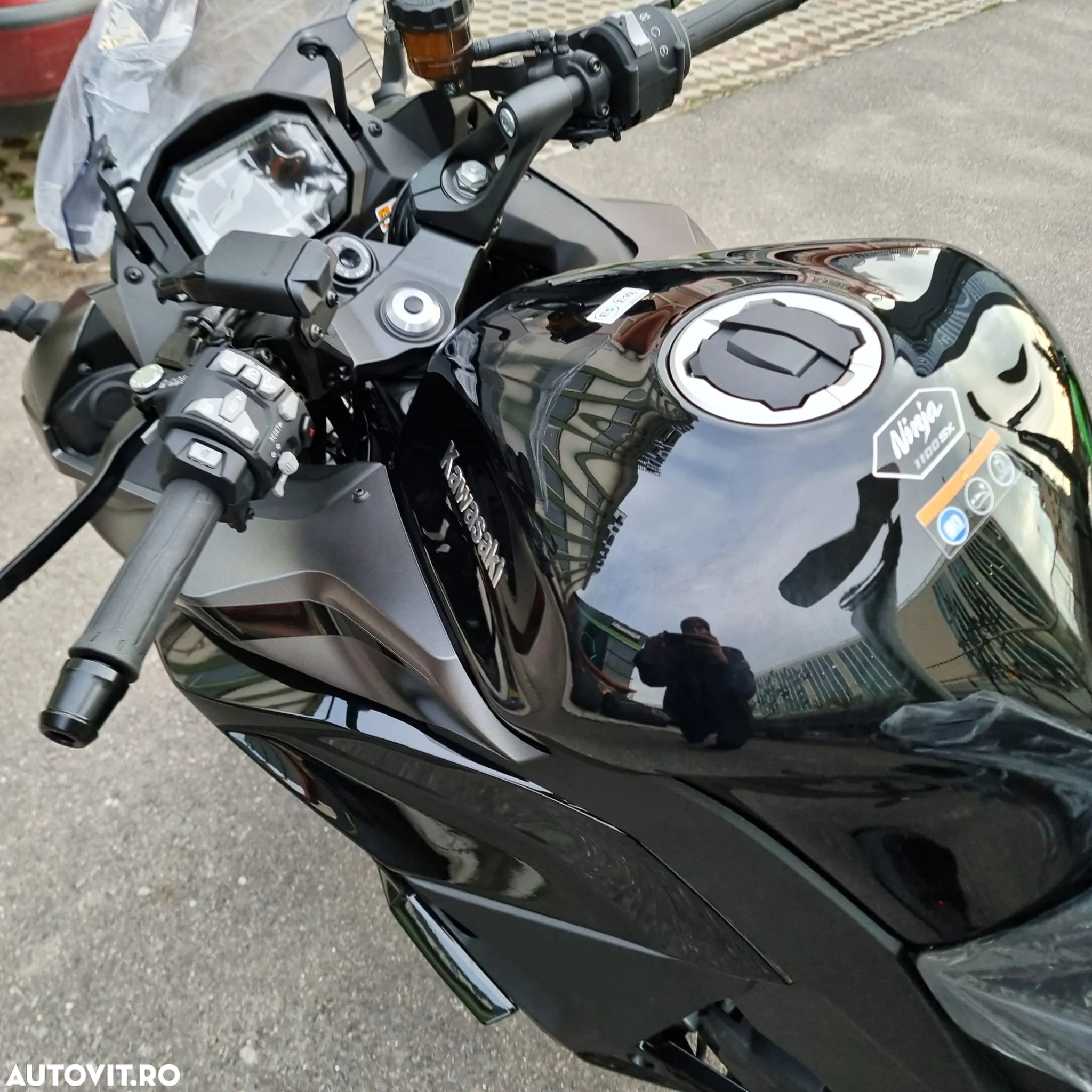 Kawasaki Altul - 3