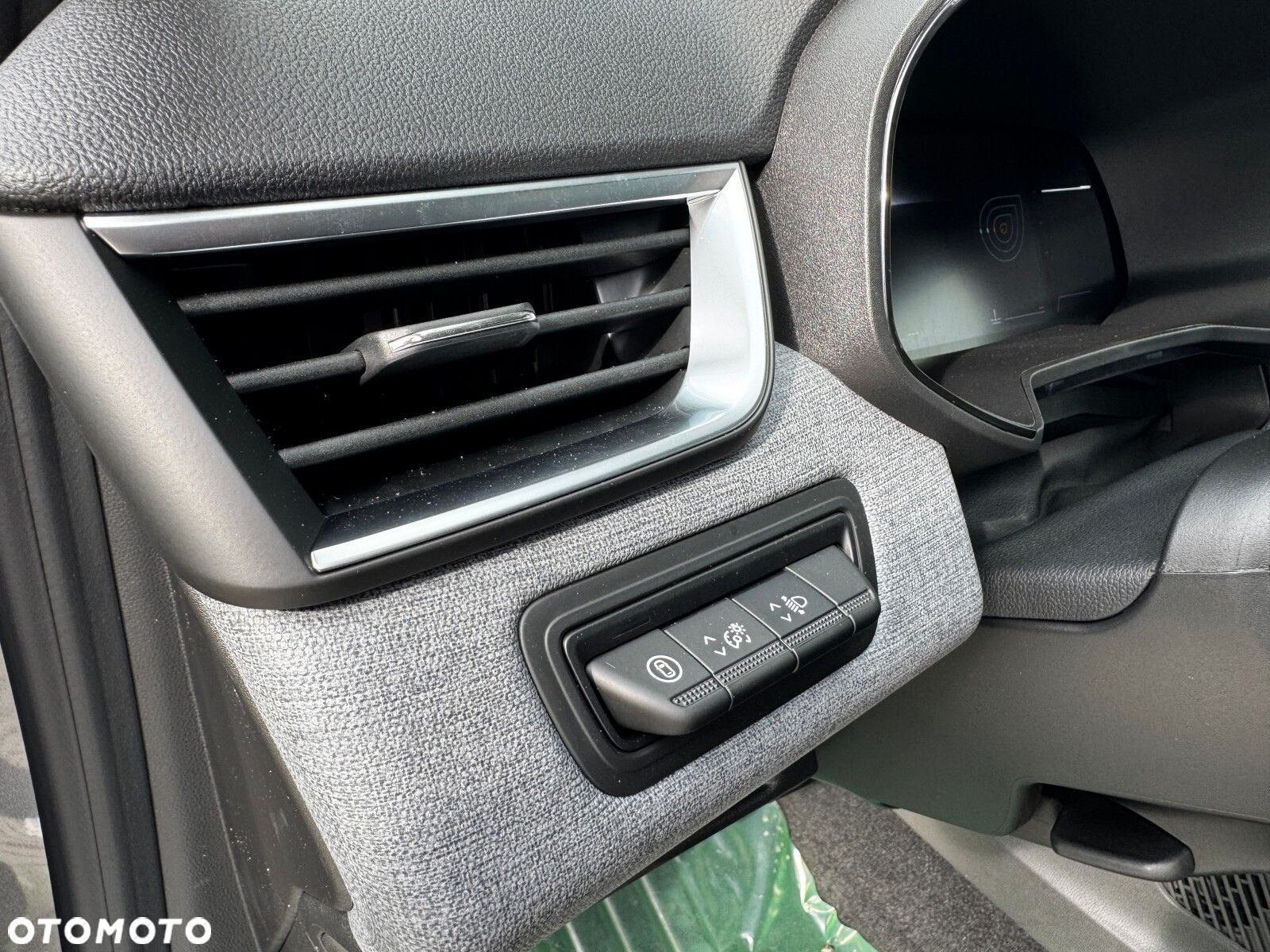 Renault Clio - 13