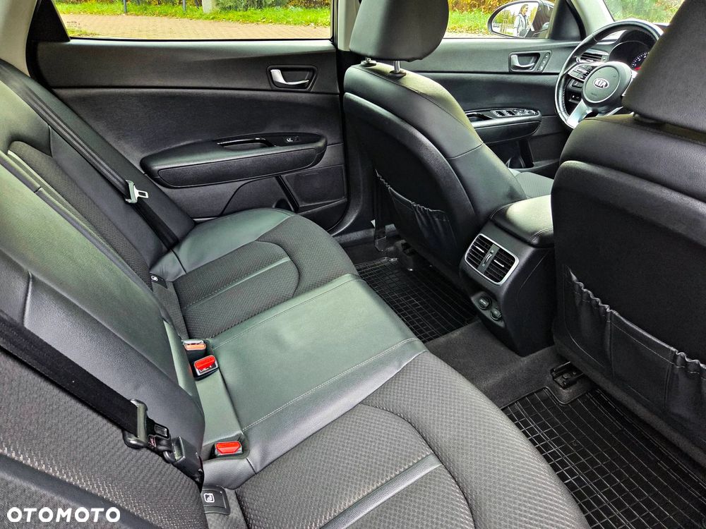 Kia Optima 1.6 T-GDI L DCT - 34