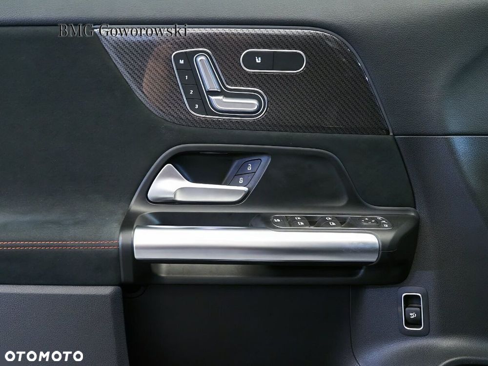 Mercedes-Benz GLA 200 AMG Line - 7