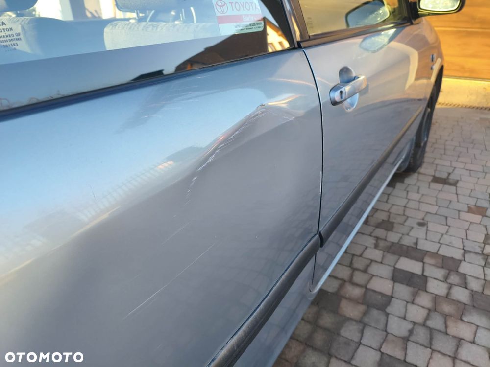 Toyota Corolla - 16