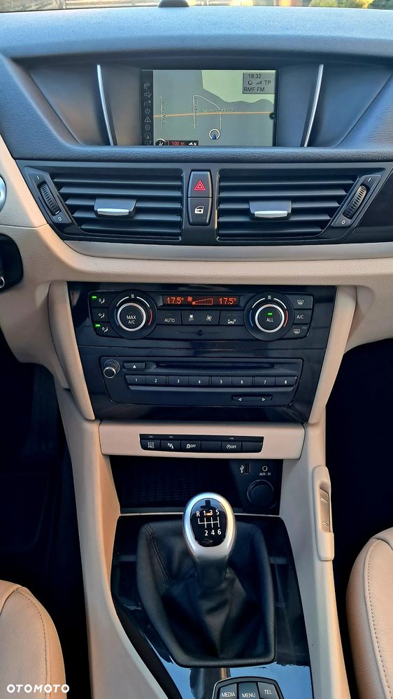 BMW X1 sDrive20i xLine - 10