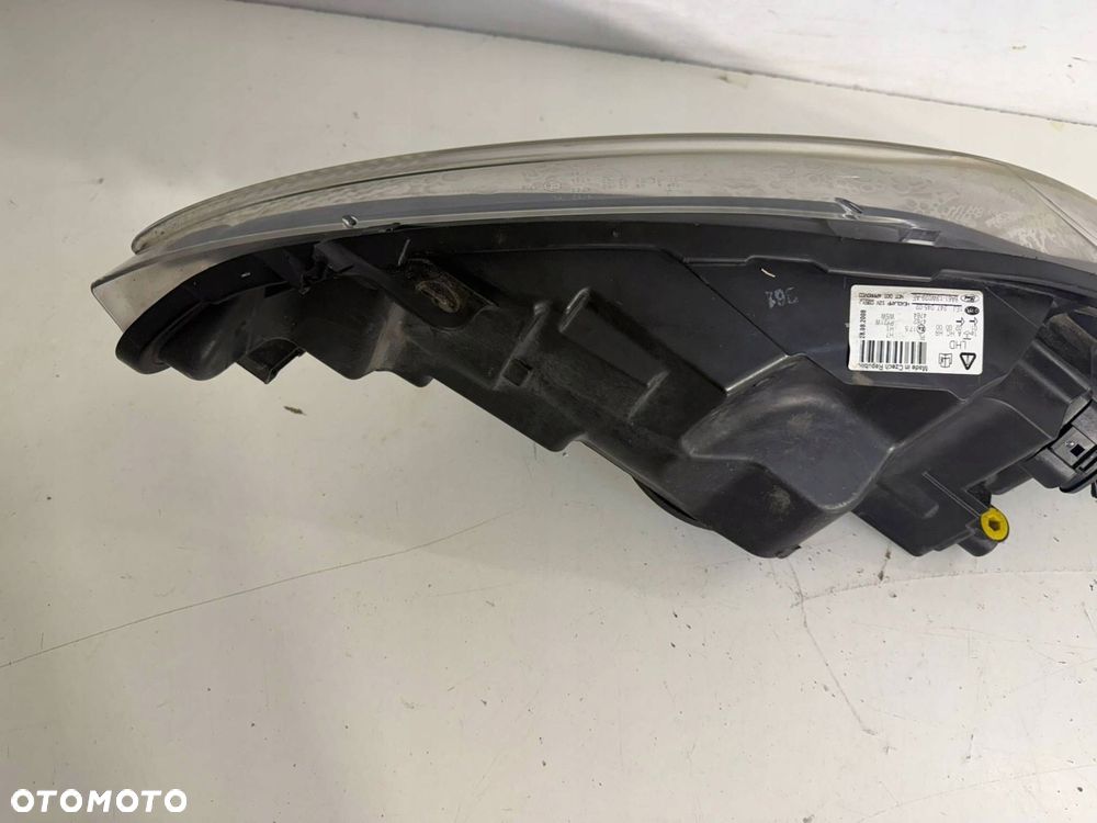lampa prawy przód prawa przednia ford fiesta mk7 eu - 9