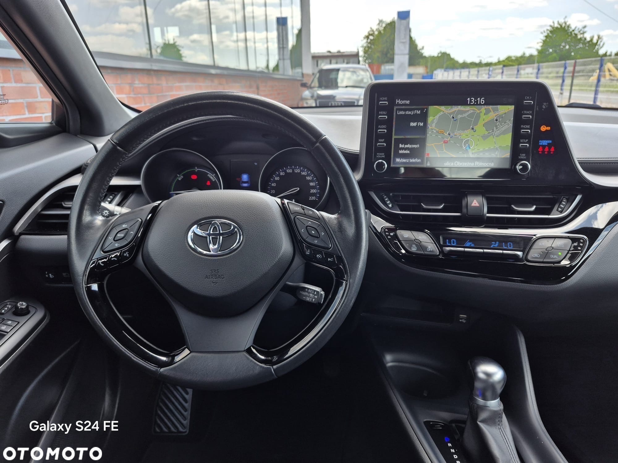 Toyota C-HR - 36