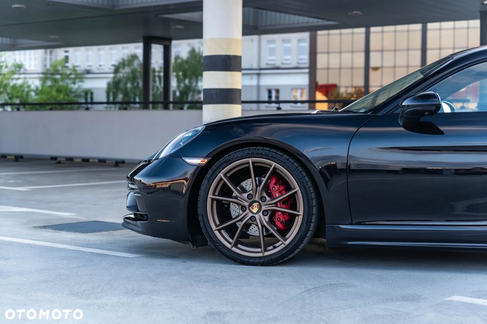 Porsche 718 Cayman GPF GTS PDK - 4