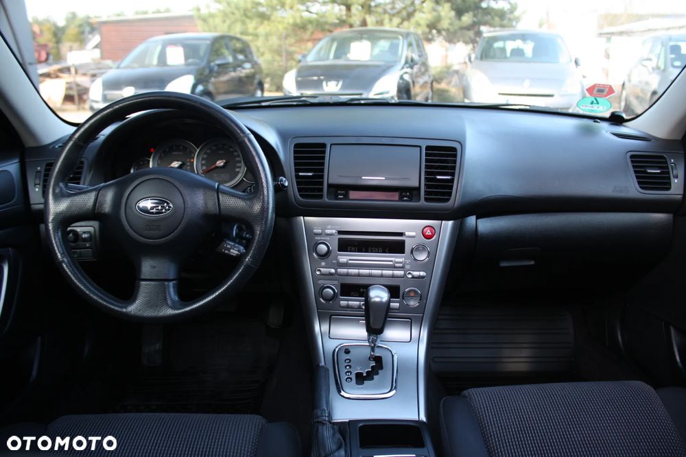 Subaru Legacy 2.5i AT - 10