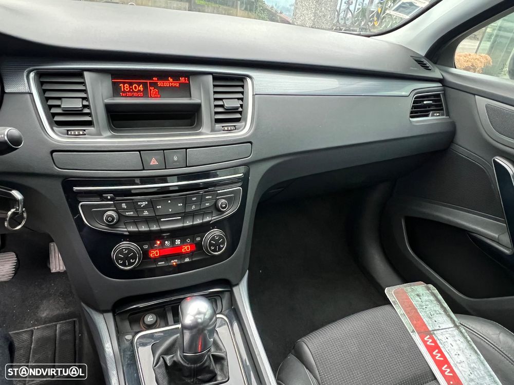 Peugeot 508 SW 1.6 e-HDi Allure CMP6 - 17