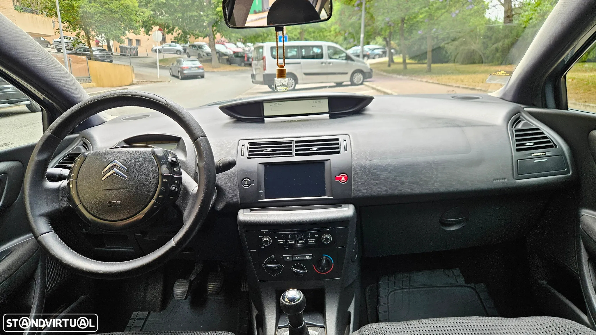 Citroën C4 1.6 HDi 110 Exclusive - 13