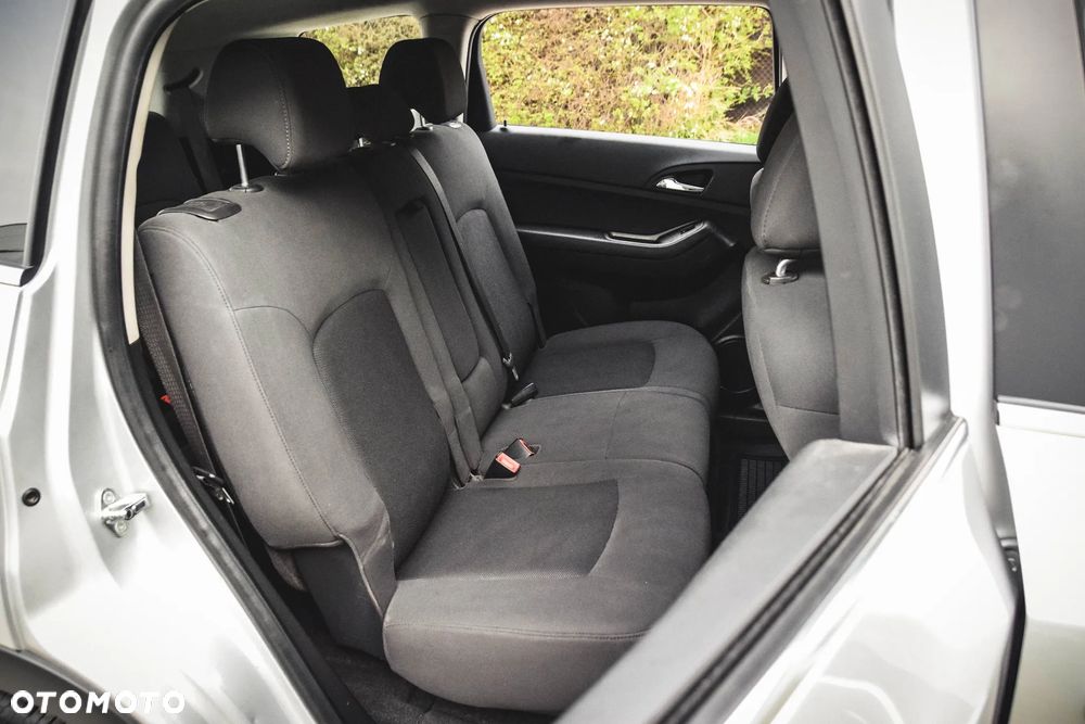 Chevrolet Orlando 1.8 LS+ - 31