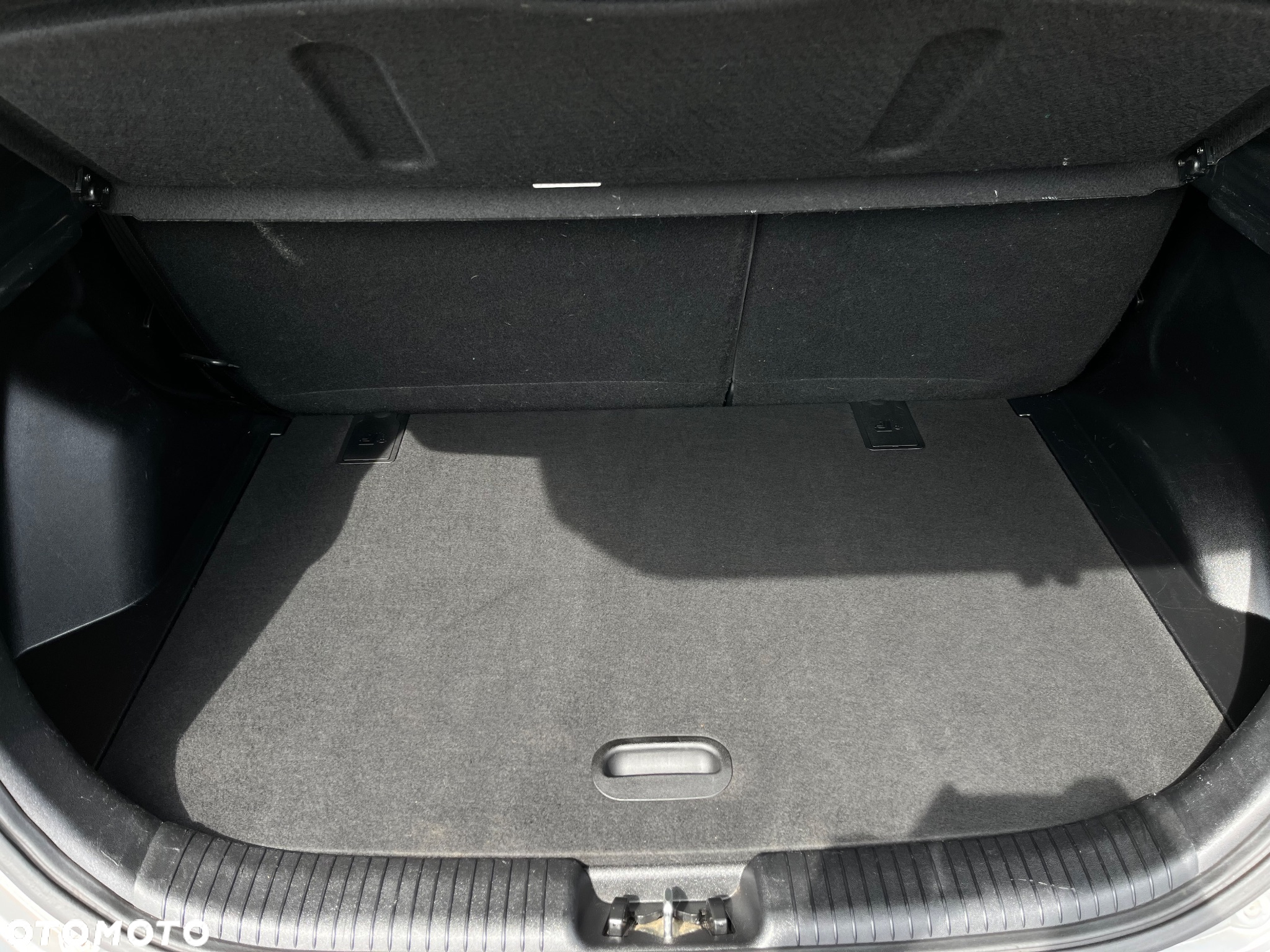 Hyundai ix20 1.6 Premium - 21