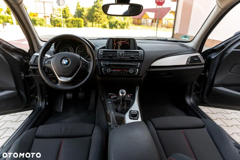 BMW Seria 1 116i Sport Line - 29