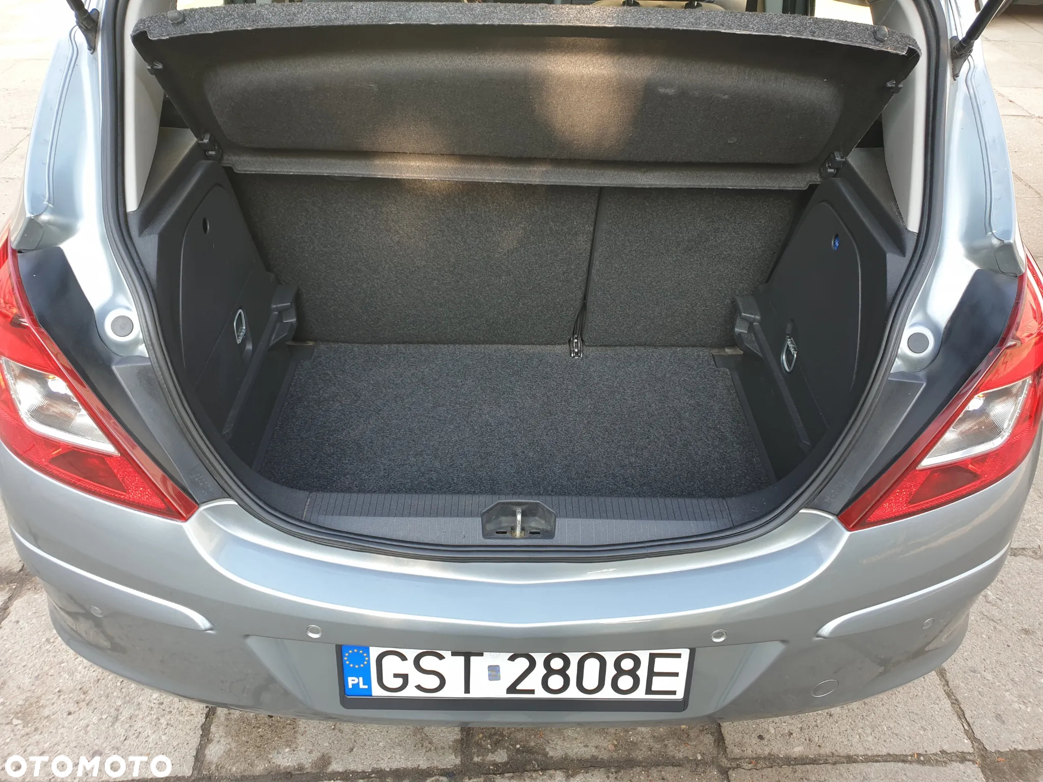 Opel Corsa 1.4 16V Energy - 12