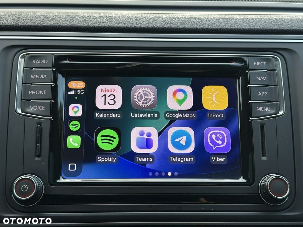 Volkswagen Multivan - 38