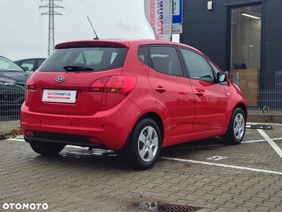 Kia Venga - 6